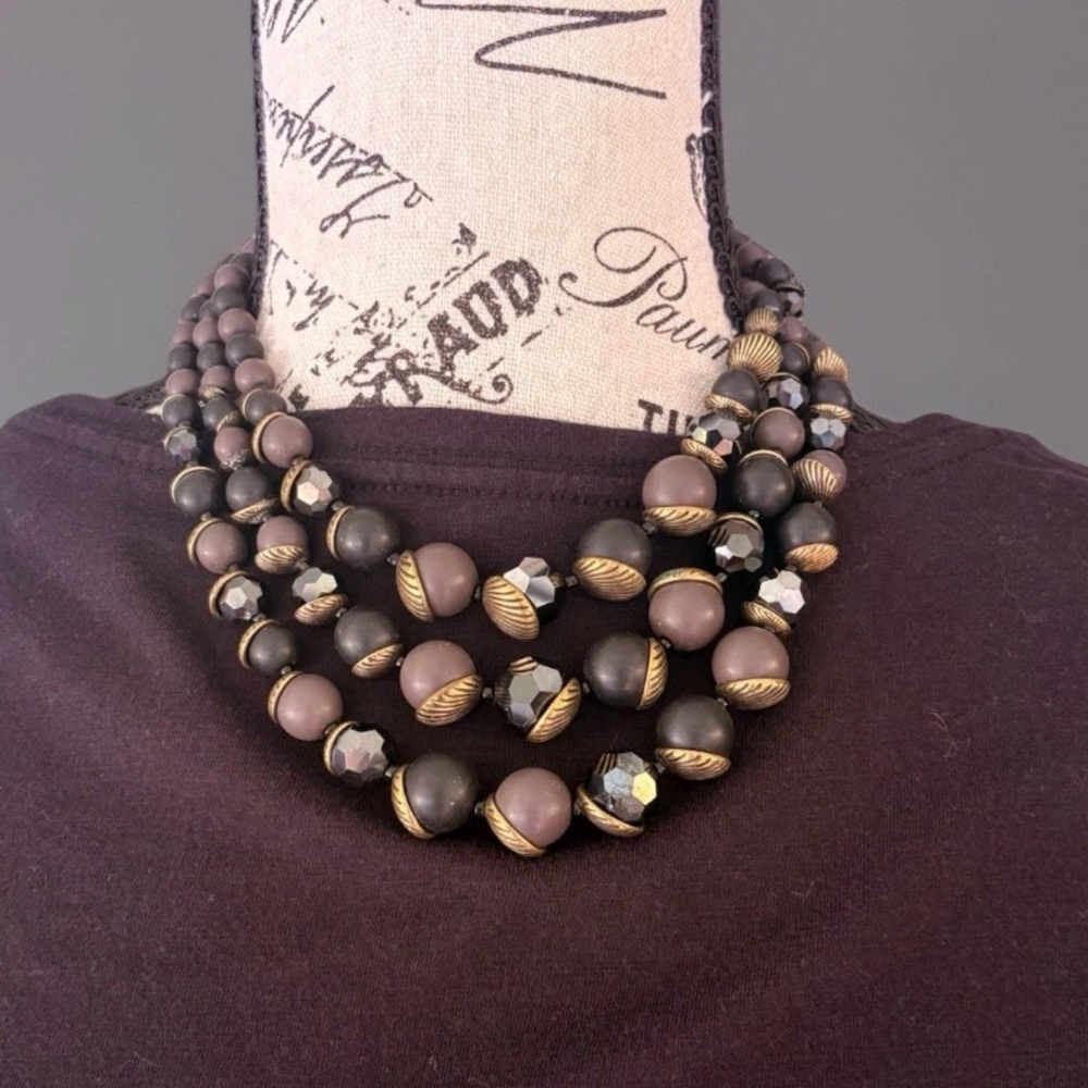 Unbranded Costume Multi-Strand Acorn Style Chunky Mauve And Plum Beaded Necklace